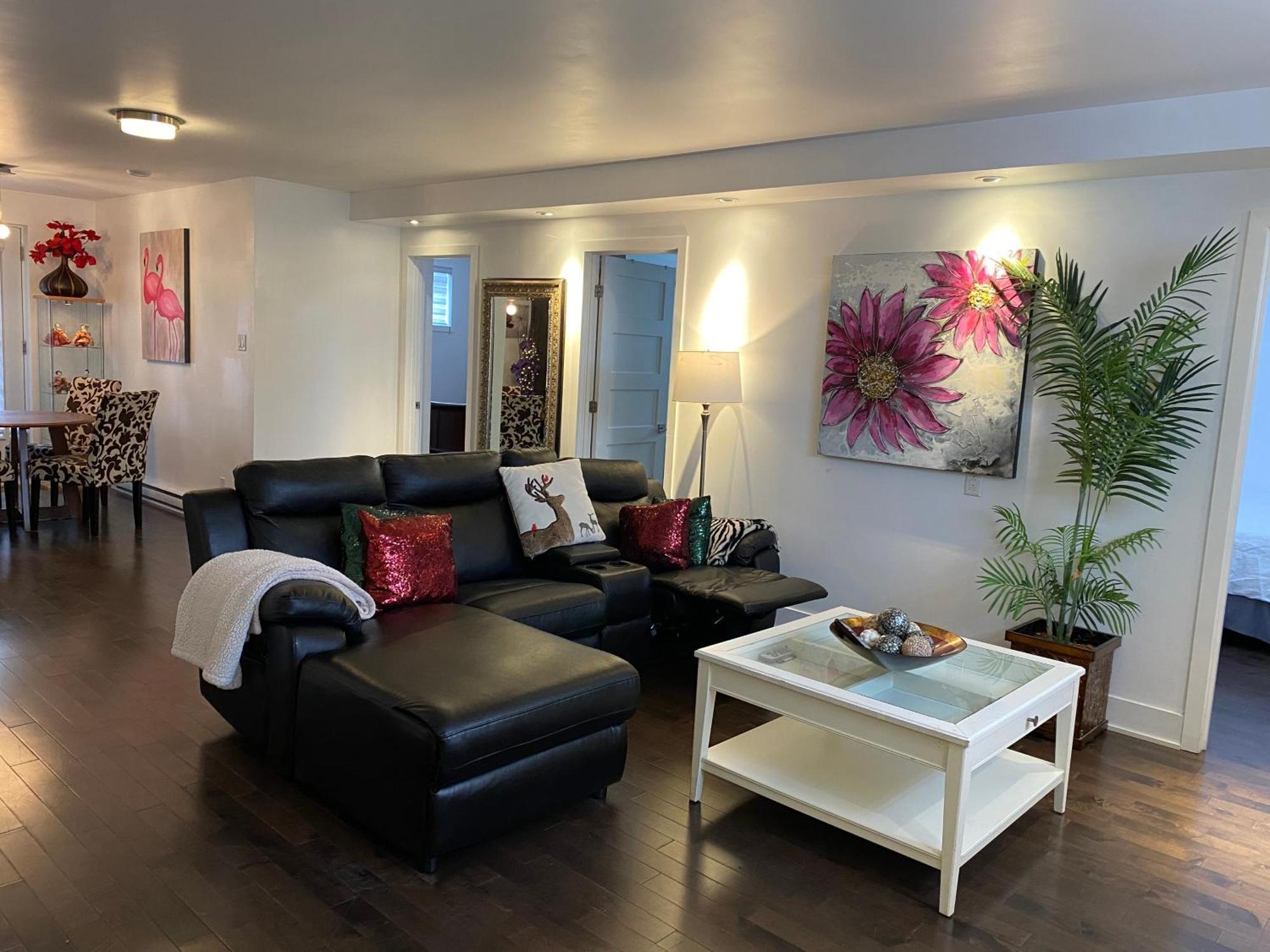Beautiful Private Full Condo Brossard Exteriér fotografie