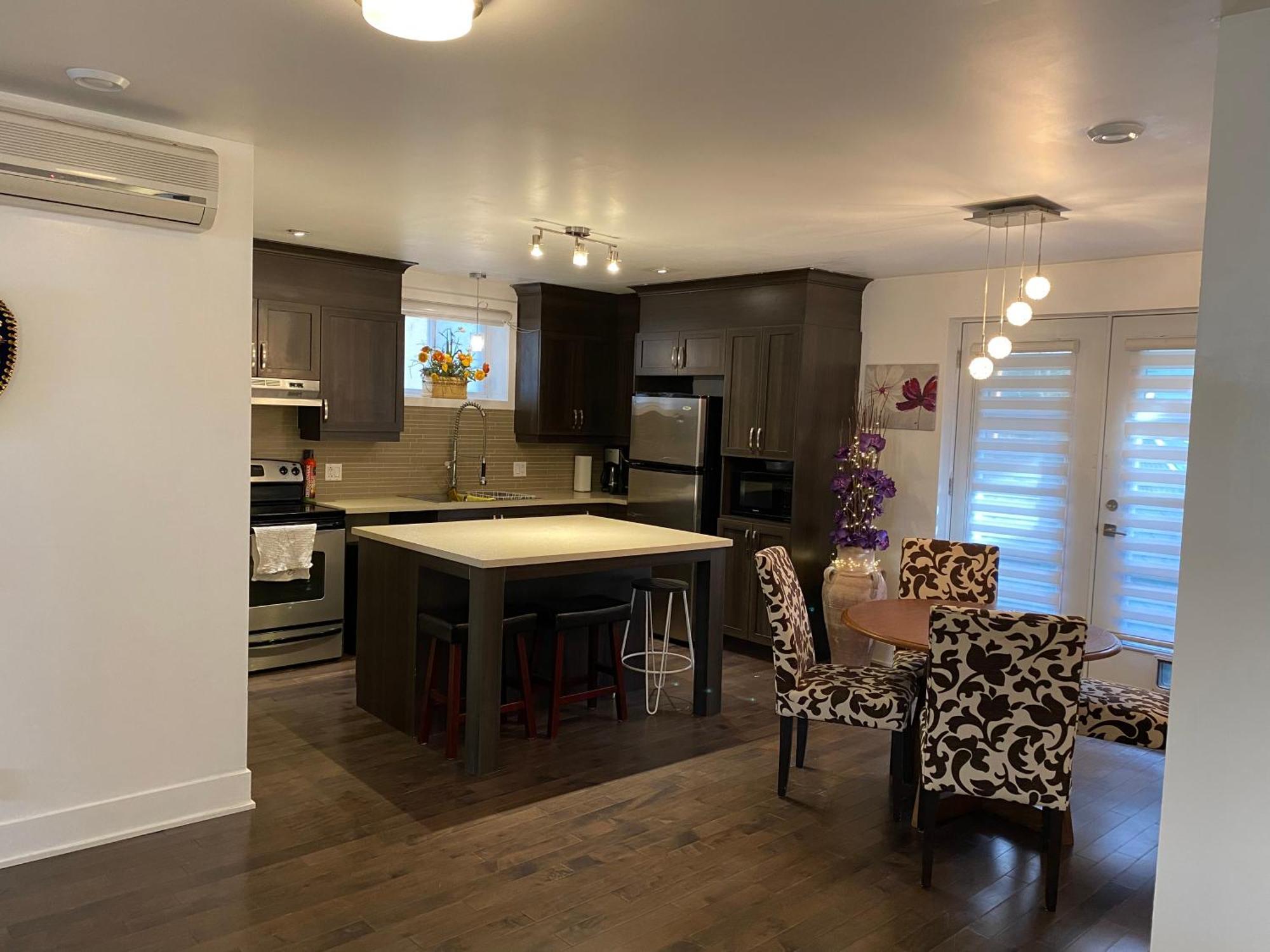 Beautiful Private Full Condo Brossard Exteriér fotografie
