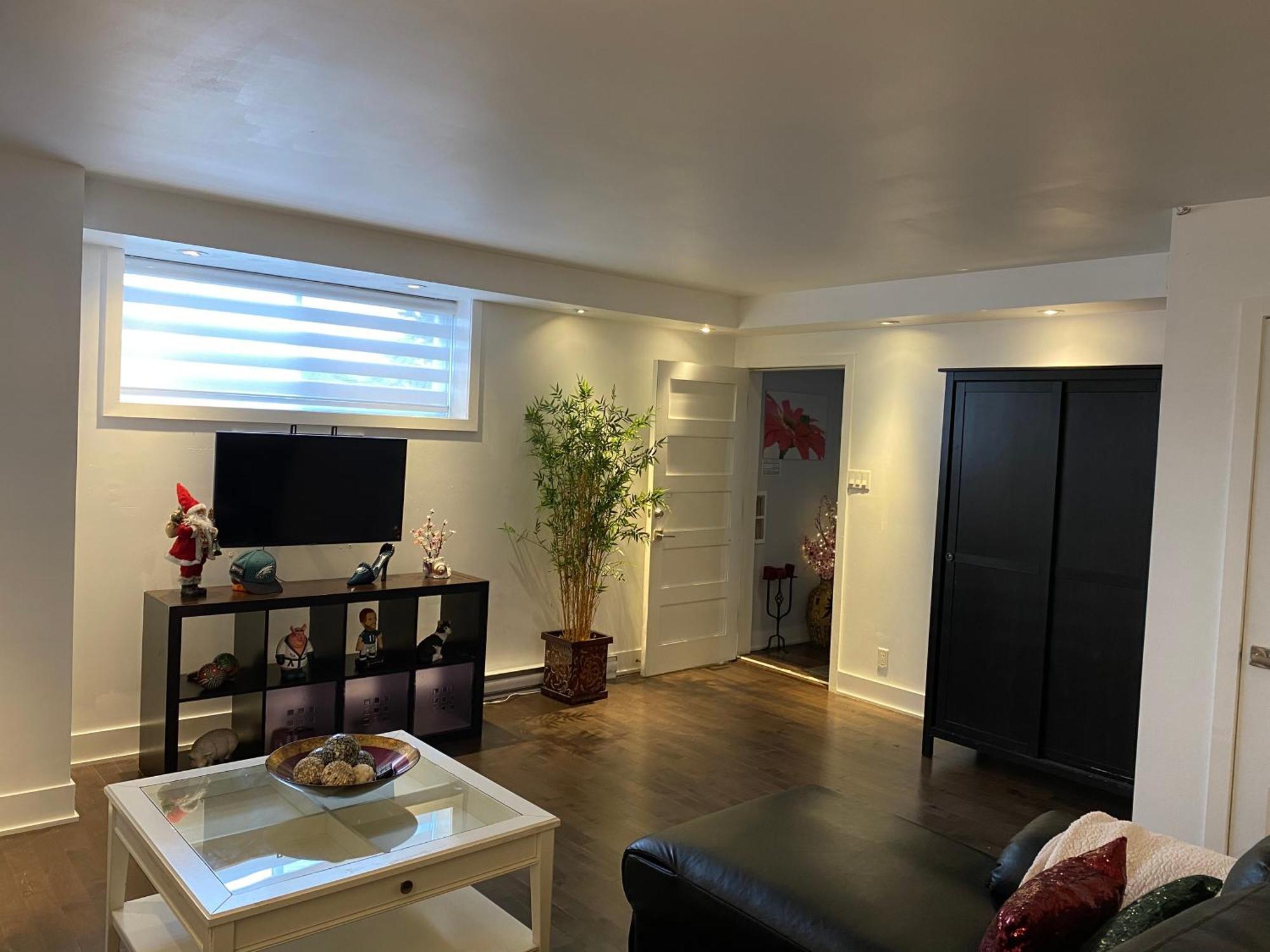 Beautiful Private Full Condo Brossard Exteriér fotografie